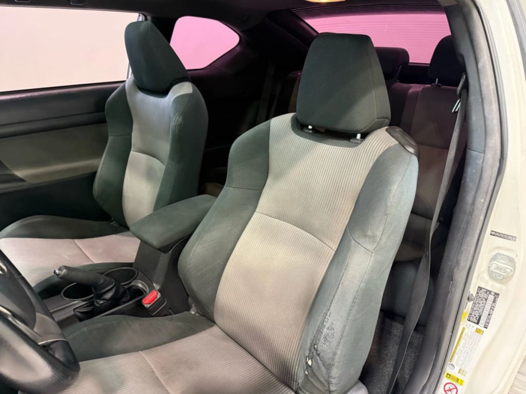 2015 Scion tC Image 20