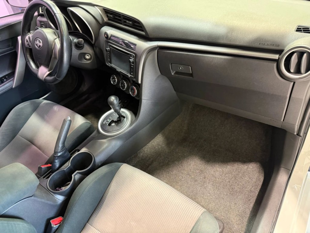 2015 Scion tC Image 24