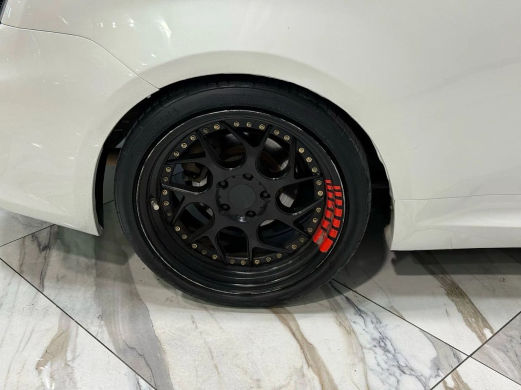 2015 Scion tC Image 30