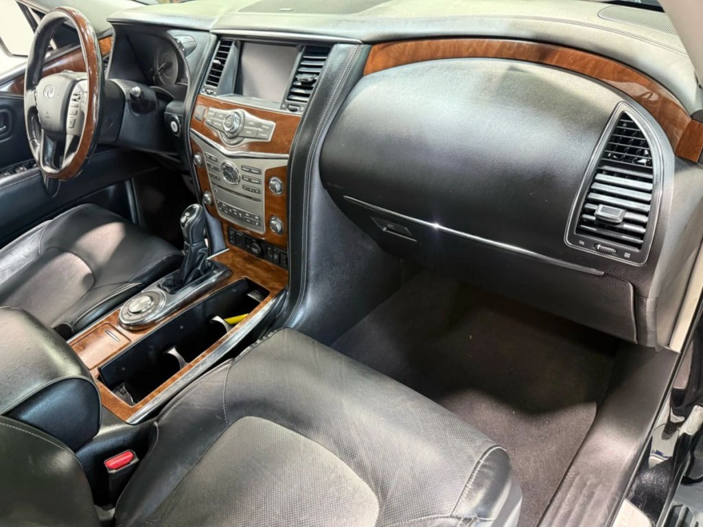 2019 INFINITI QX80 Image 29