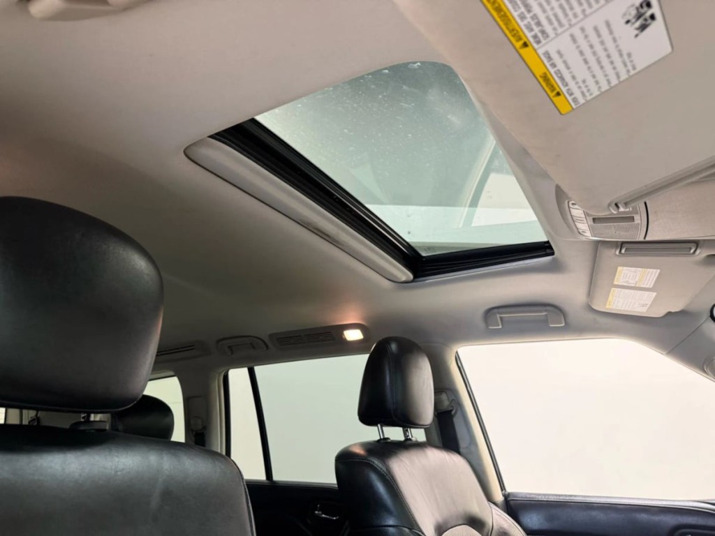 2019 INFINITI QX80 Image 32