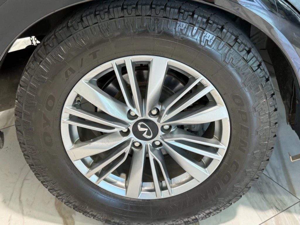 2019 INFINITI QX80 Image 36