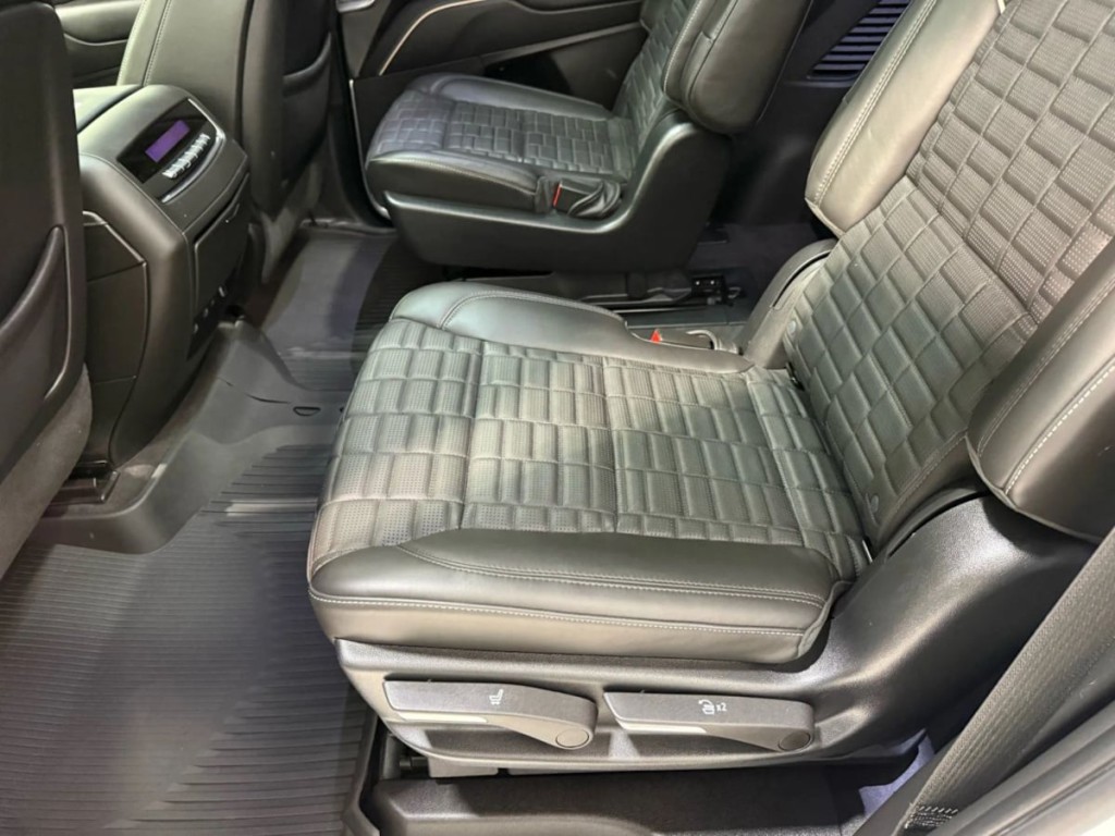 2023 Cadillac Escalade Image 27