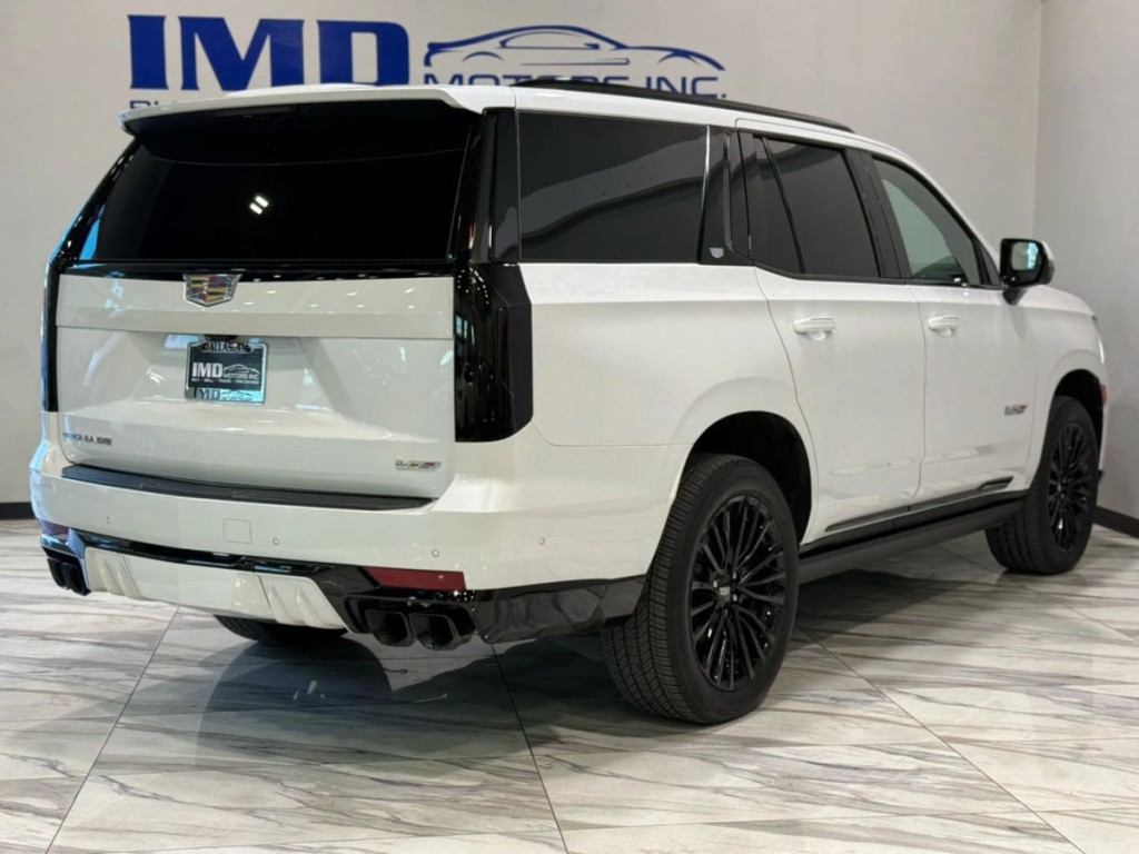 2023 Cadillac Escalade Image 6