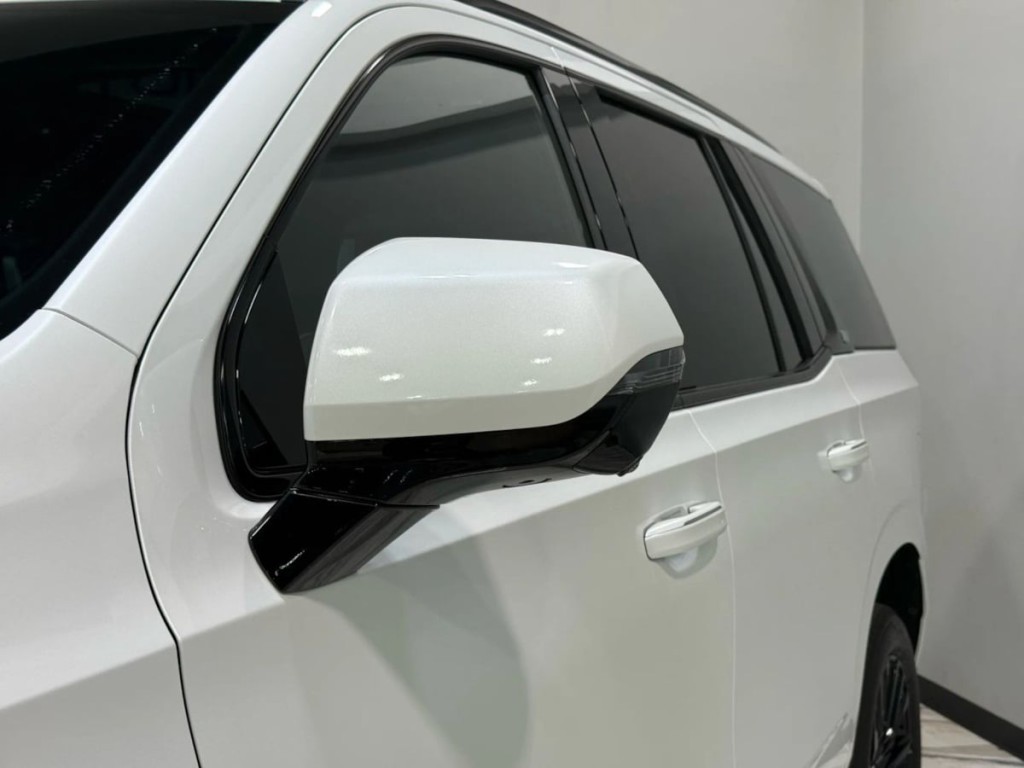 2023 Cadillac Escalade Image 10