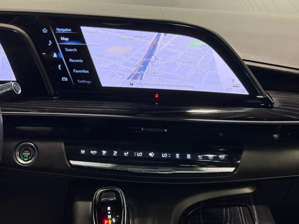 2023 Cadillac Escalade Image 21