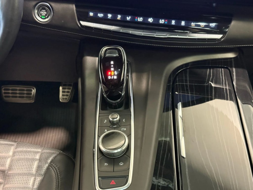 2023 Cadillac Escalade Image 22