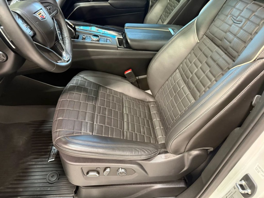 2023 Cadillac Escalade Image 24