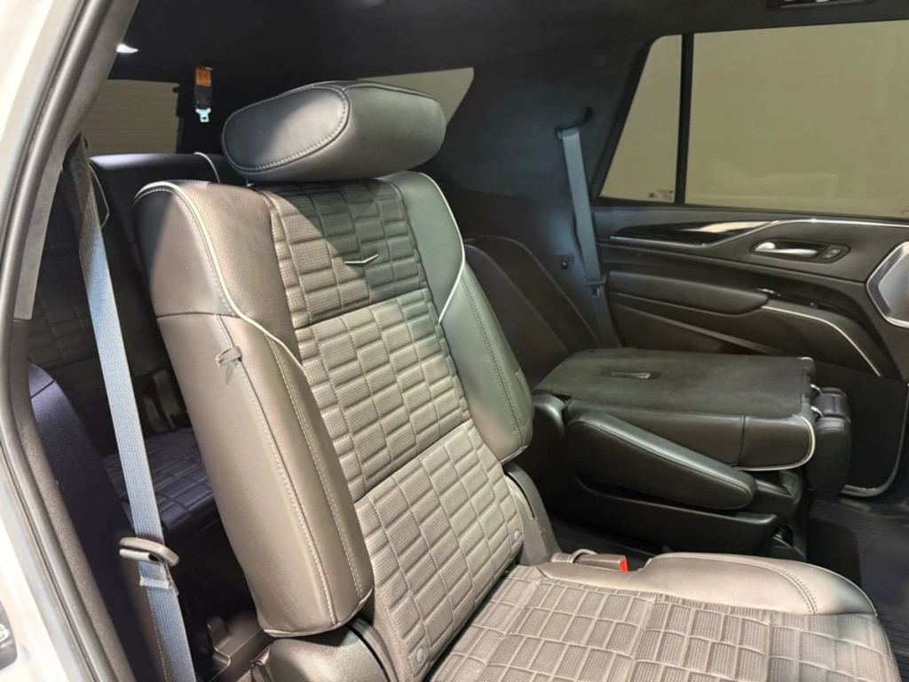 2023 Cadillac Escalade Image 33