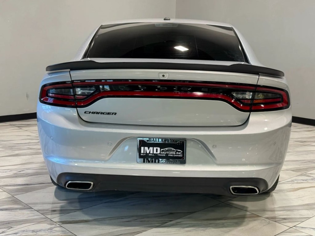 2021 Dodge Charger Image 7
