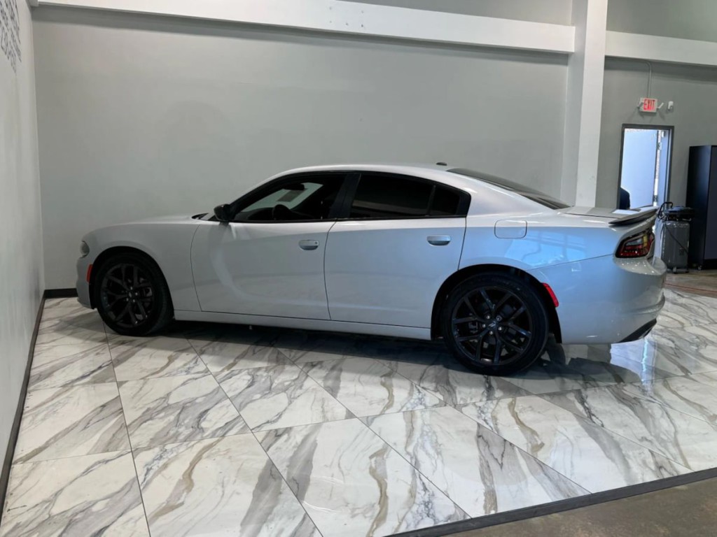 2021 Dodge Charger Image 9