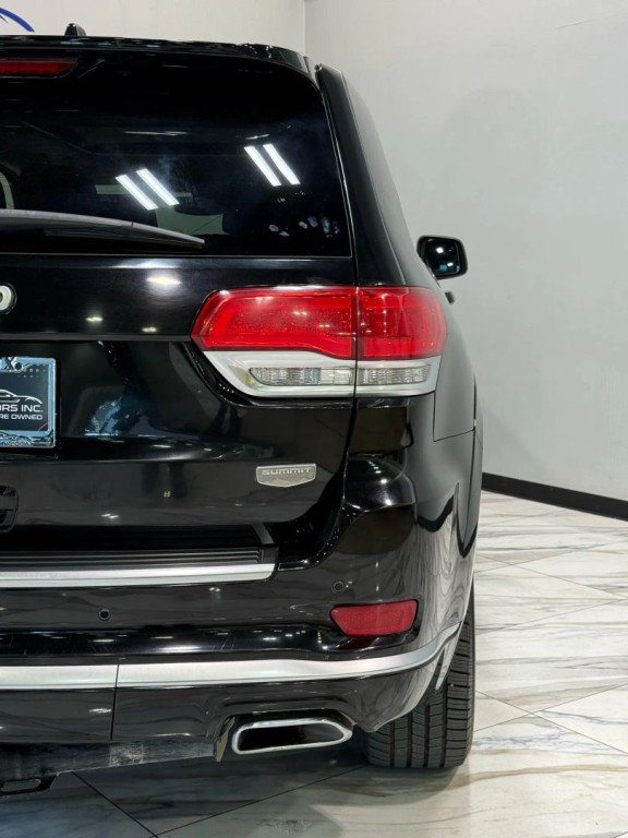 2020 Jeep Grand Cherokee Image 8