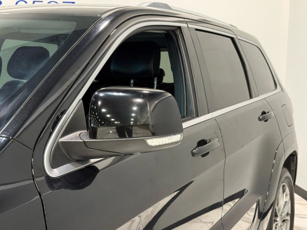 2020 Jeep Grand Cherokee Image 11