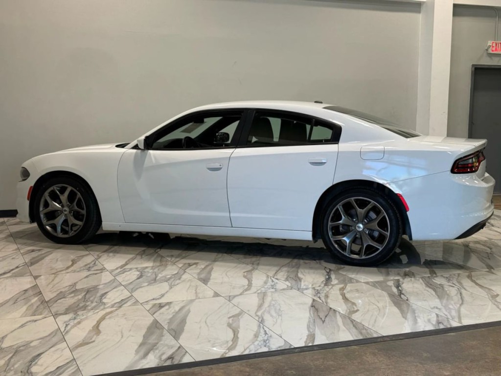 2018 Dodge Charger Image 10