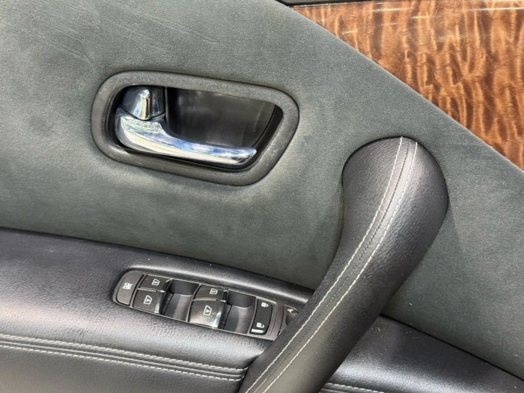 2019 Nissan Armada Image 11