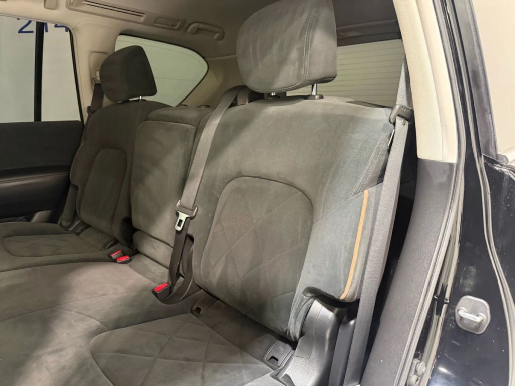2019 Nissan Armada Image 23