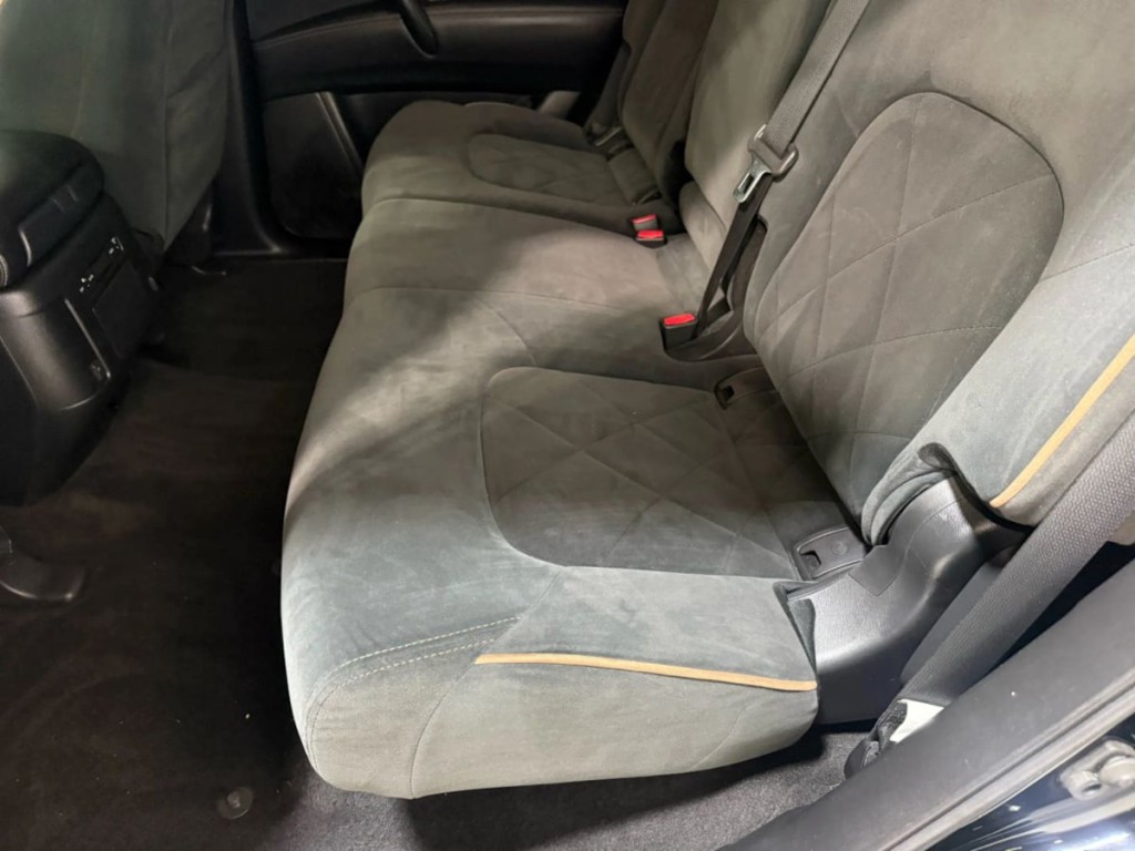 2019 Nissan Armada Image 24