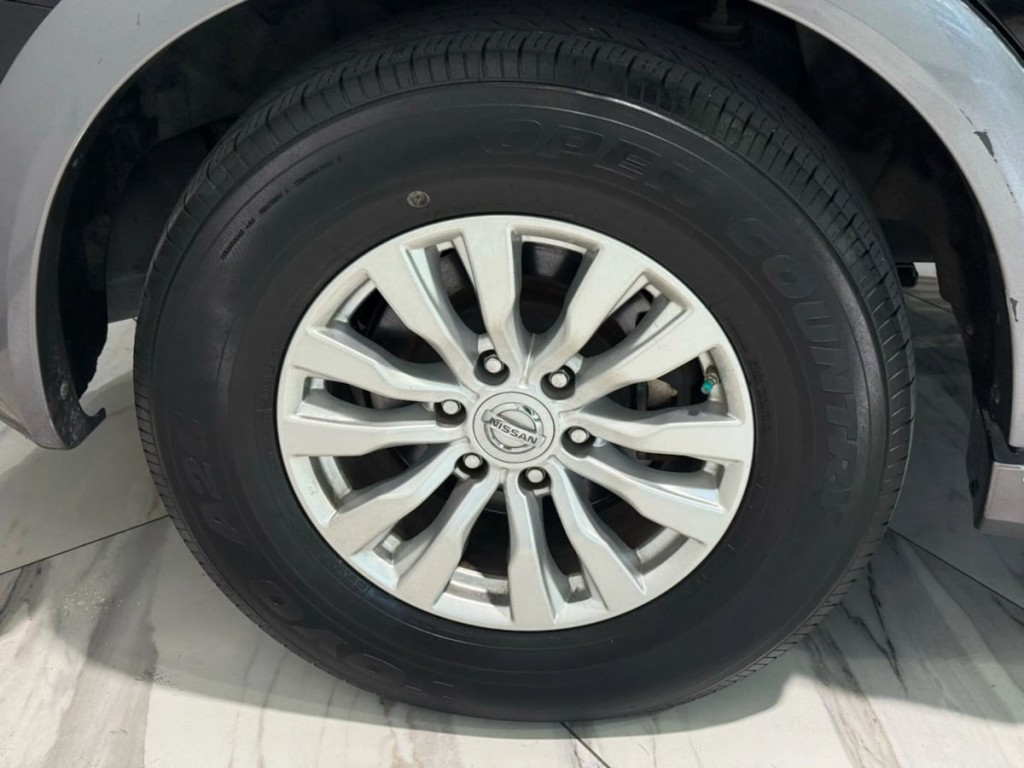 2019 Nissan Armada Image 32