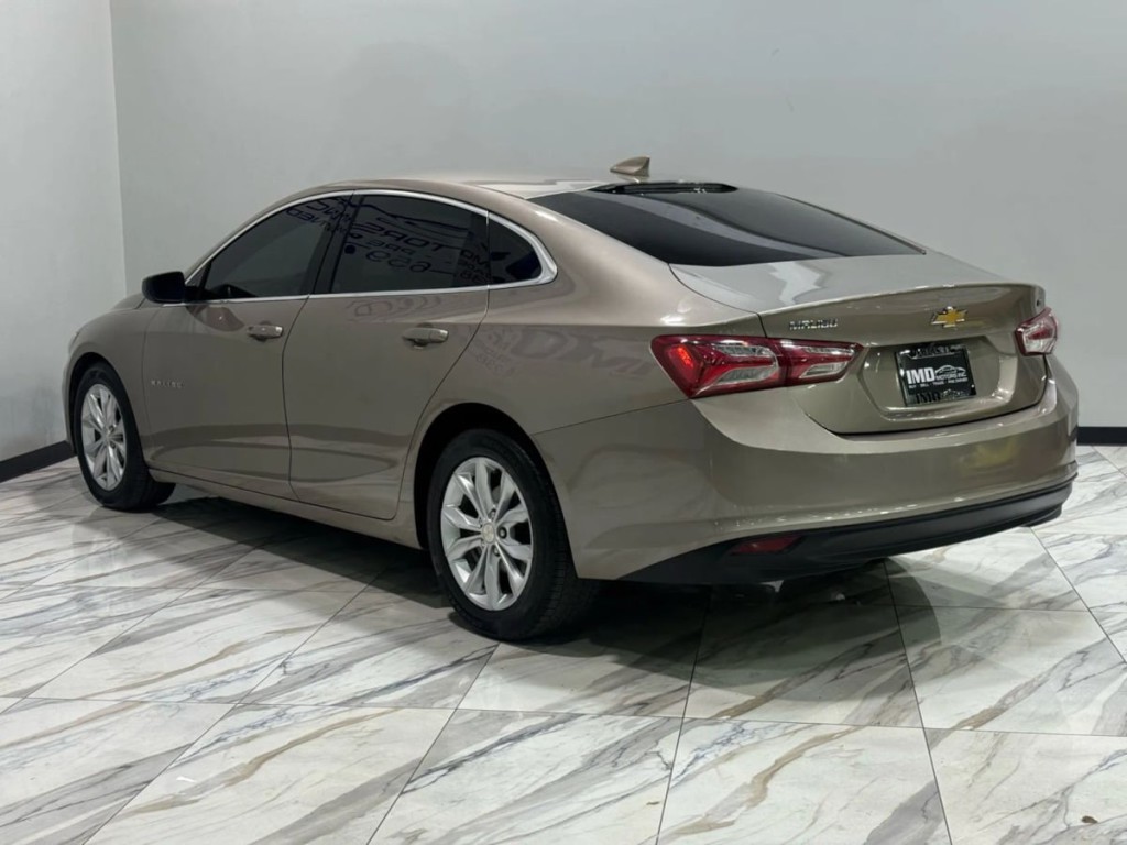 2022 Chevrolet Malibu Image 8