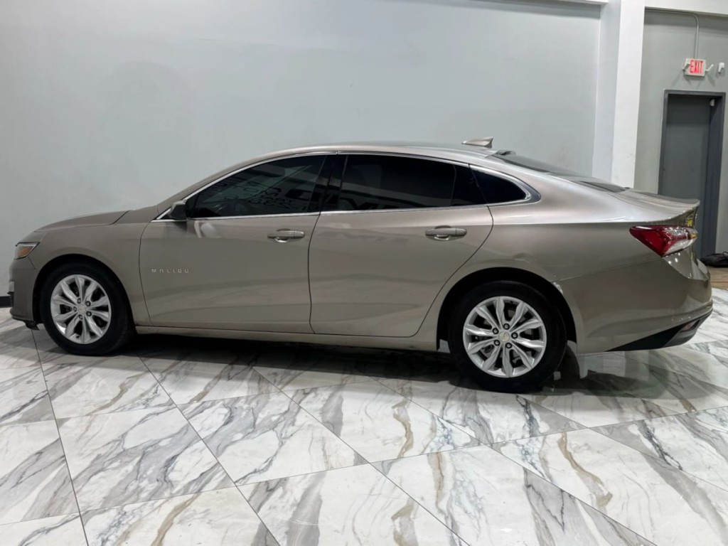 2022 Chevrolet Malibu Image 9