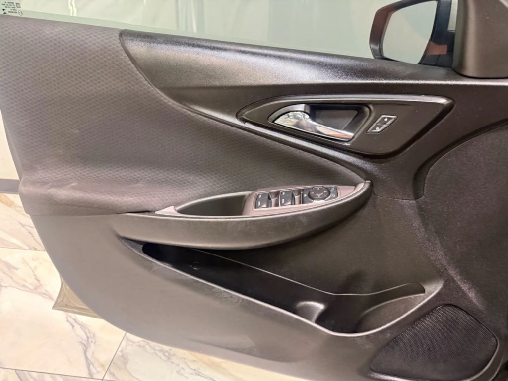 2022 Chevrolet Malibu Image 10