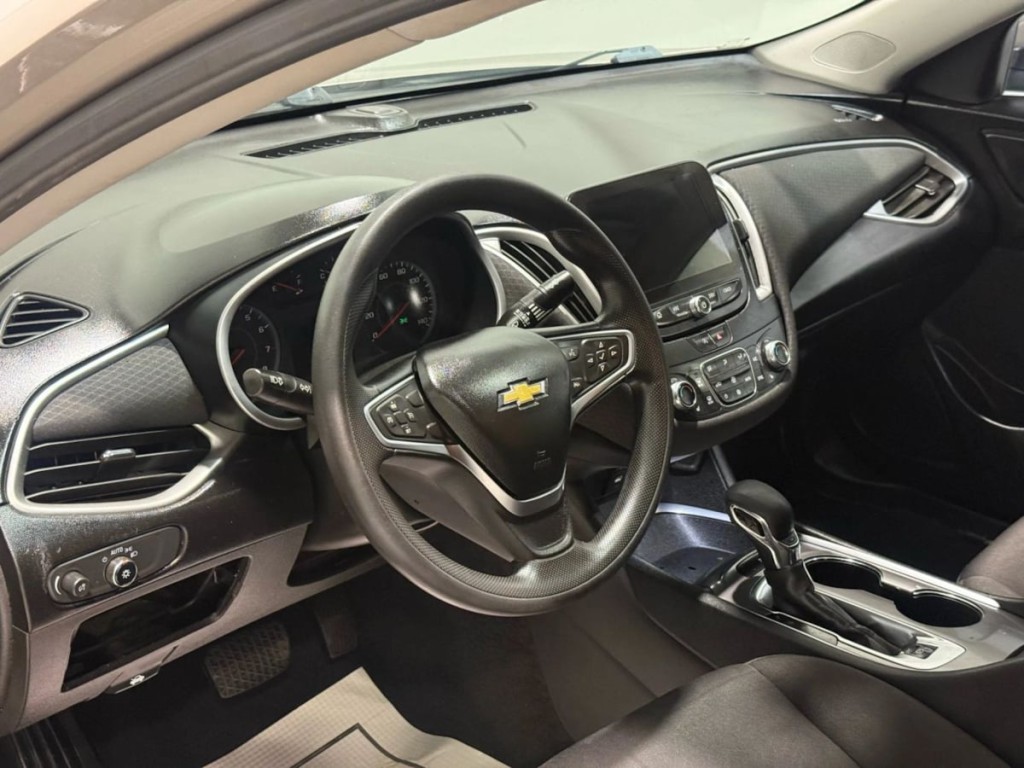 2022 Chevrolet Malibu Image 12