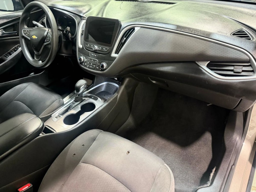 2022 Chevrolet Malibu Image 23