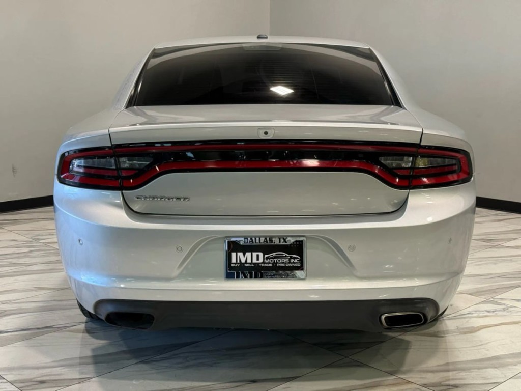2021 Dodge Charger Image 8