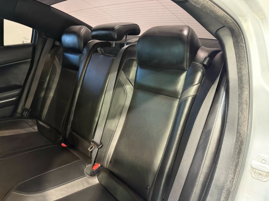 2021 Dodge Charger Image 25