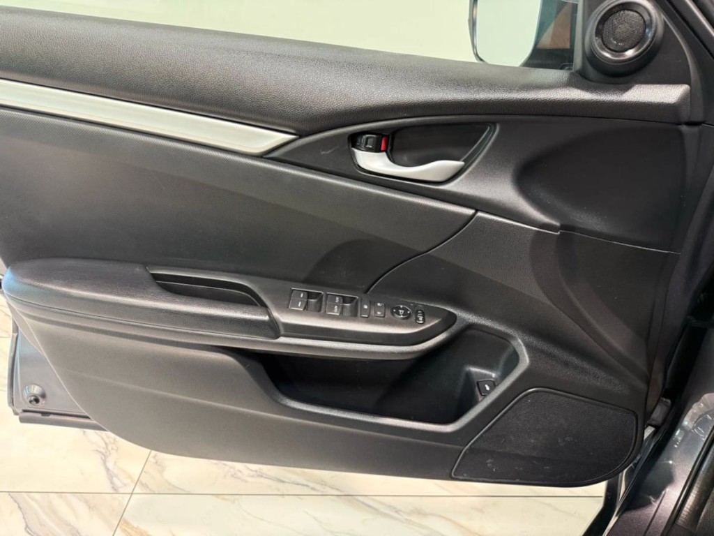 2021 Honda Civic Image 10