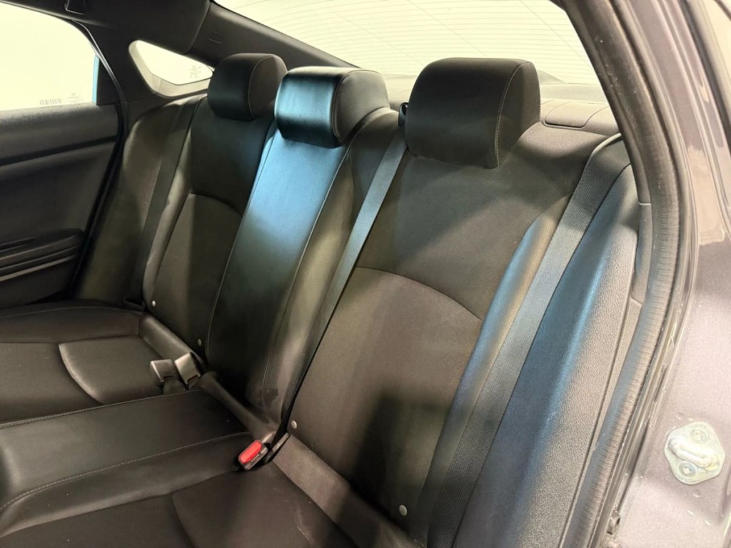 2021 Honda Civic Image 24