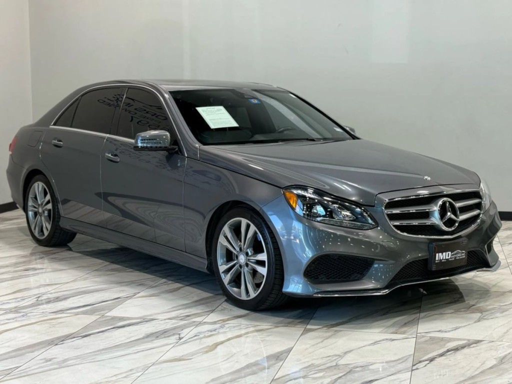 2016 Mercedes-Benz E-Class Image 4