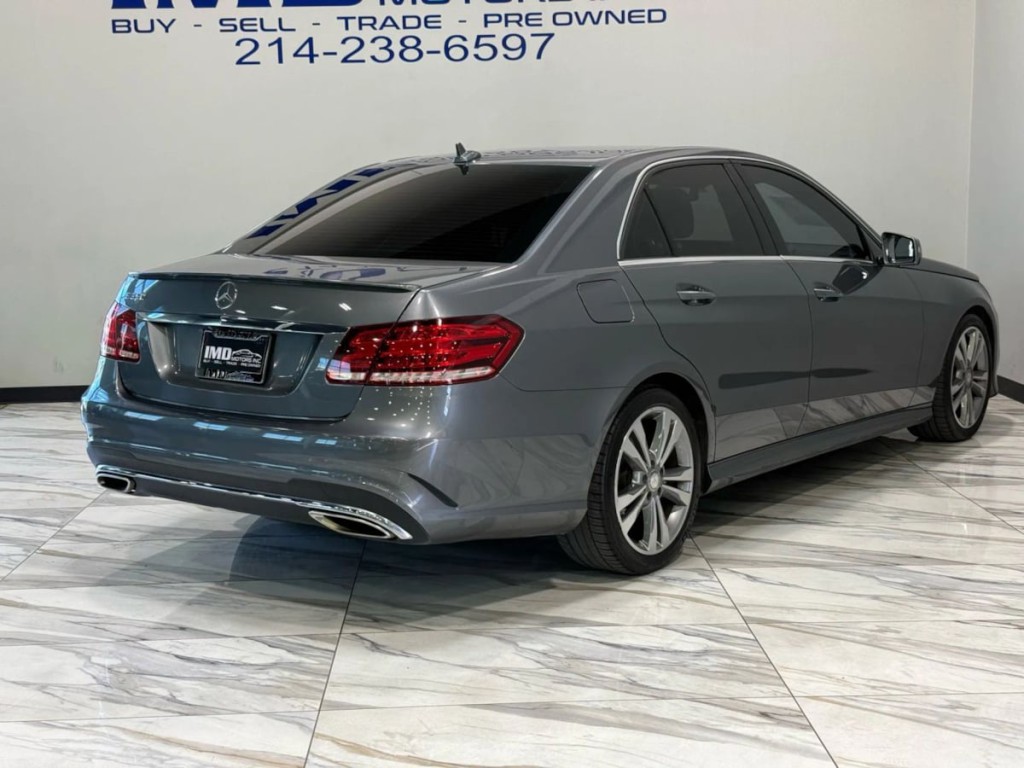 2016 Mercedes-Benz E-Class Image 6