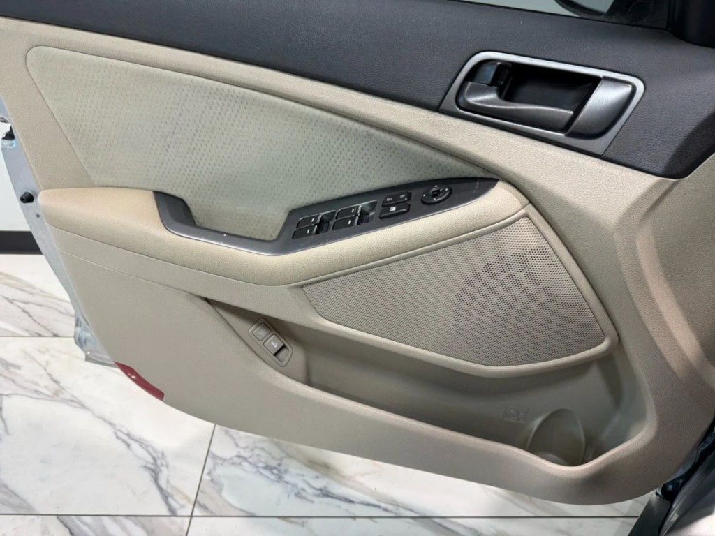 2015 Kia Optima Image 9