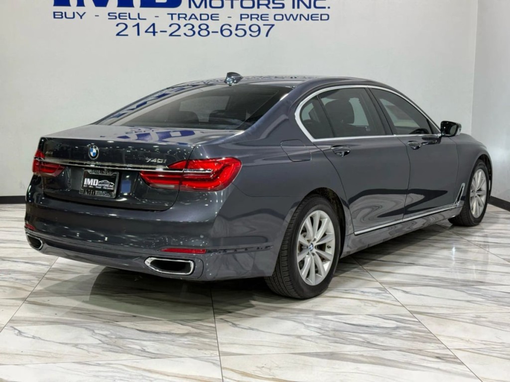 2018 BMW 7 Series Image 6