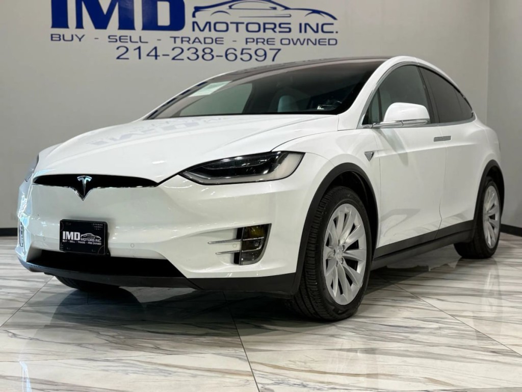 2017 Tesla Model X Image 2