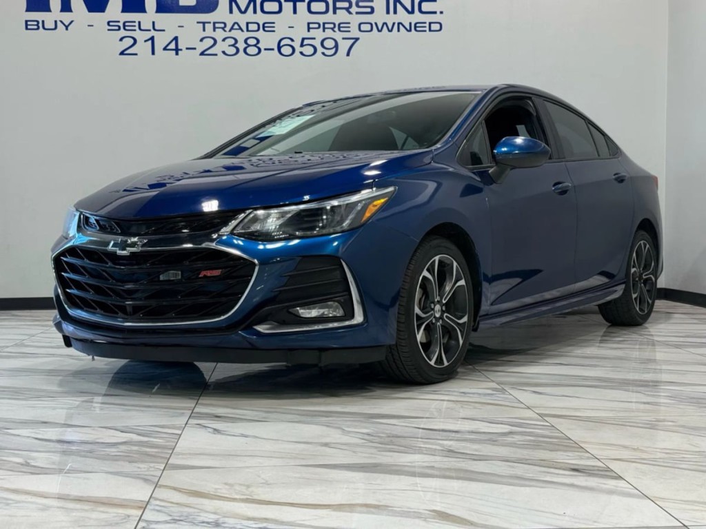 2019 Chevrolet Cruze Image 2