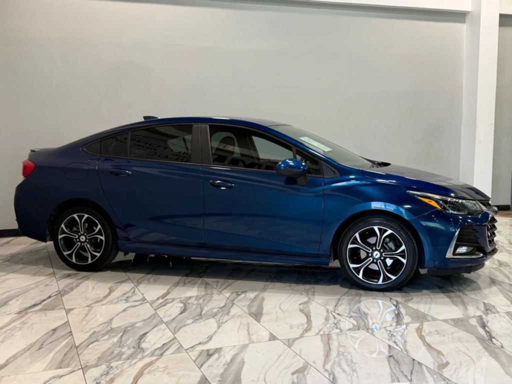 2019 Chevrolet Cruze Image 5