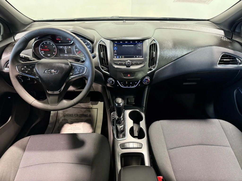 2019 Chevrolet Cruze Image 14