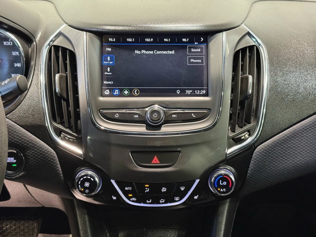 2019 Chevrolet Cruze Image 21