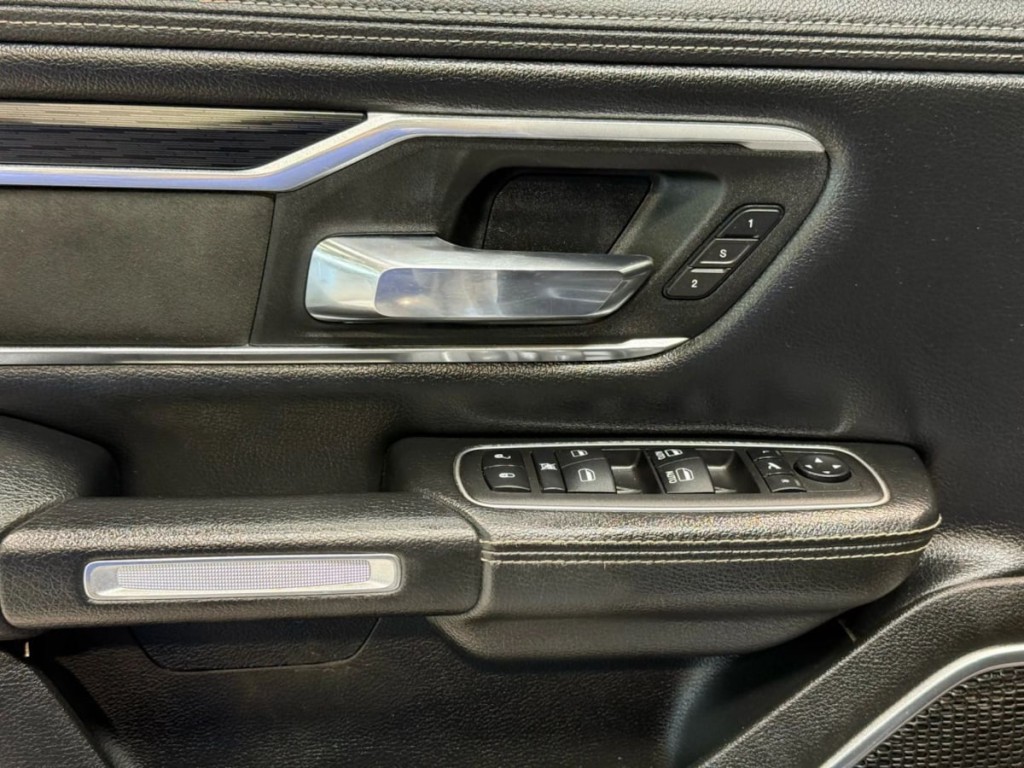 2023 RAM 1500 Image 13