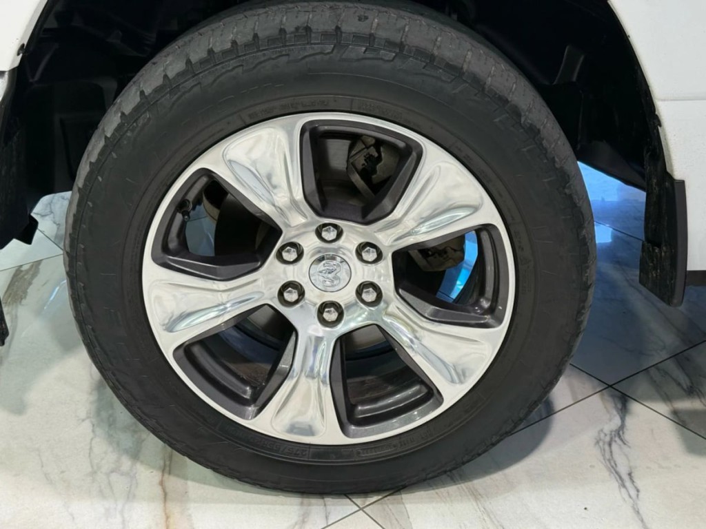 2023 RAM 1500 Image 33