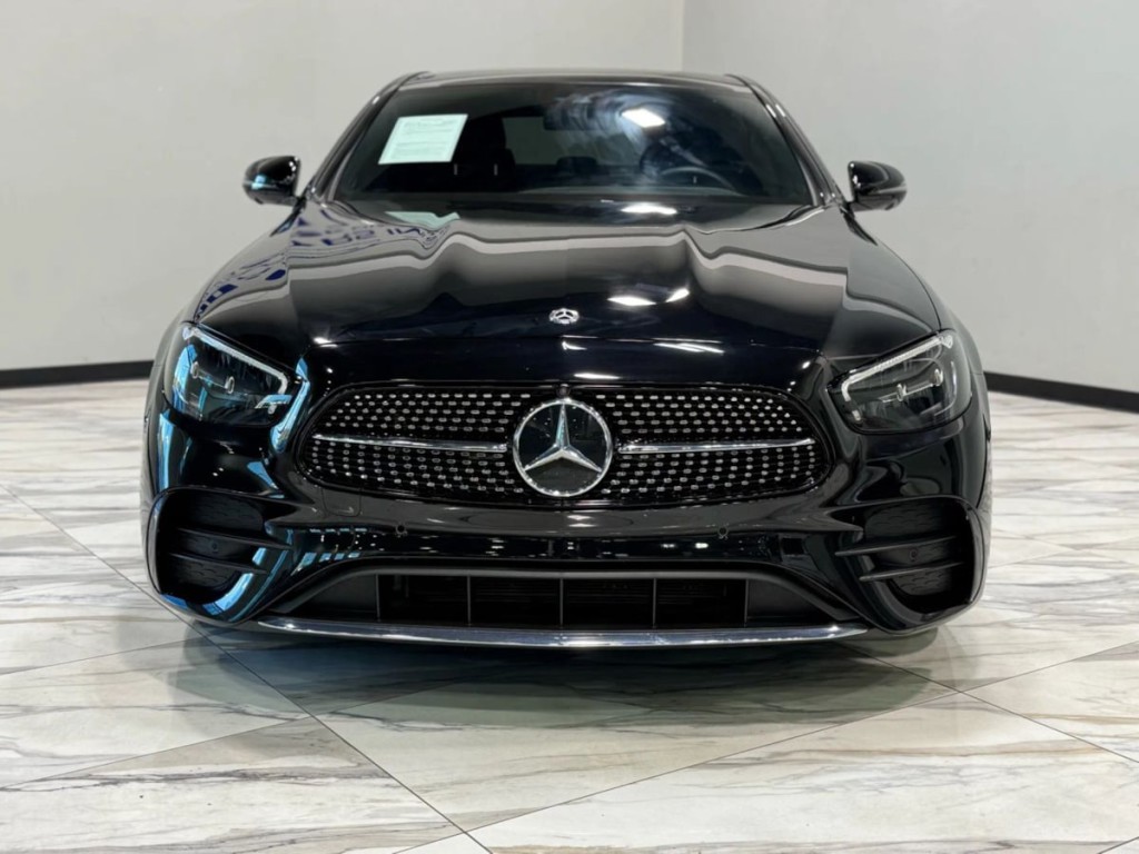 2021 Mercedes-Benz E-Class Image 3