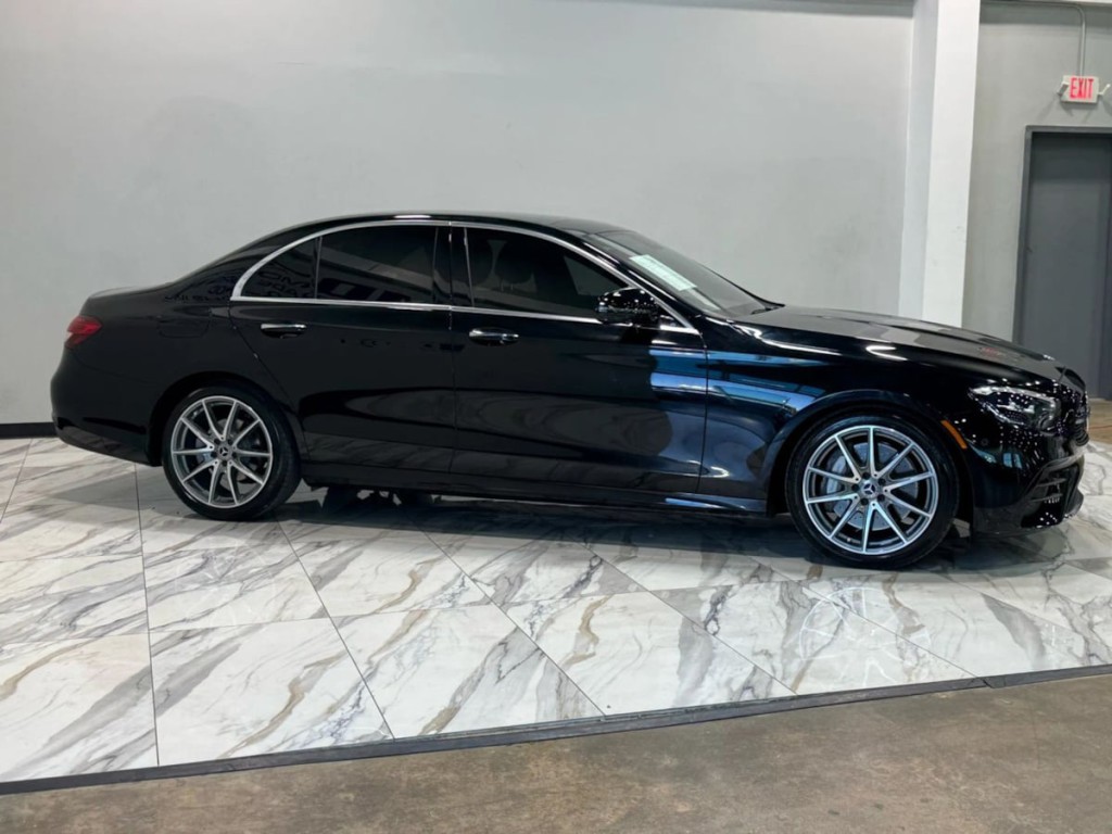 2021 Mercedes-Benz E-Class Image 5