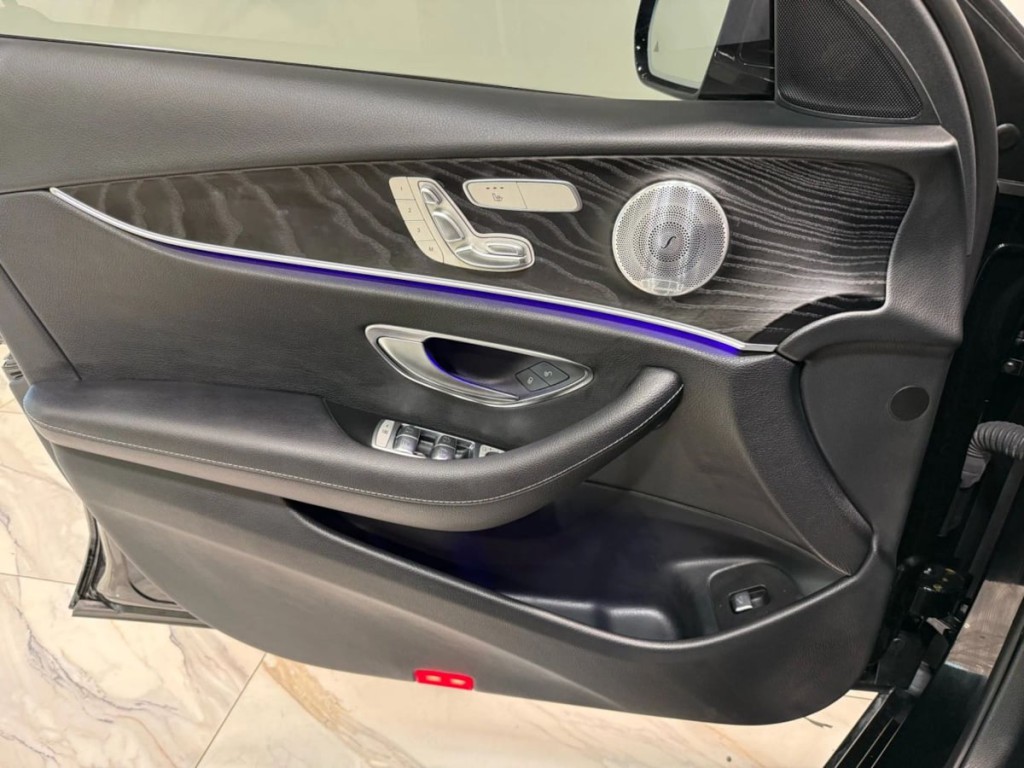 2021 Mercedes-Benz E-Class Image 11