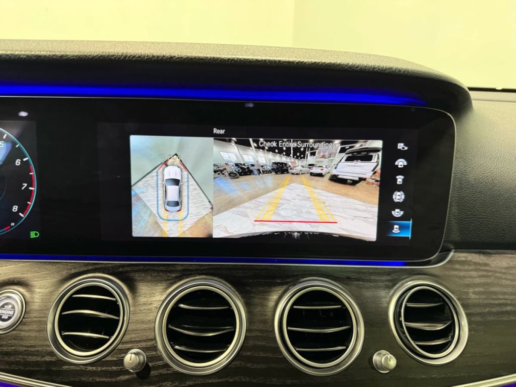 2021 Mercedes-Benz E-Class Image 20