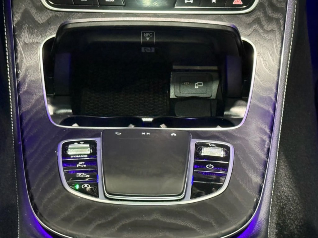 2021 Mercedes-Benz E-Class Image 22