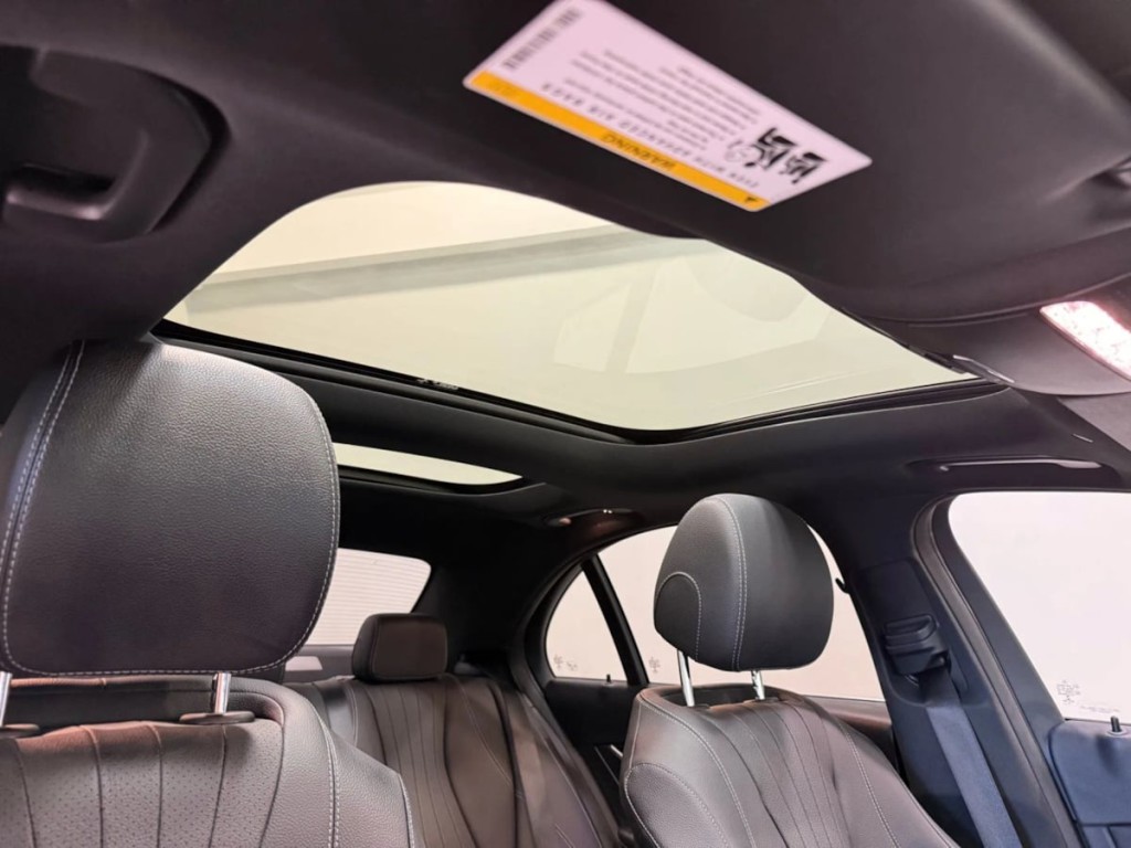 2021 Mercedes-Benz E-Class Image 31