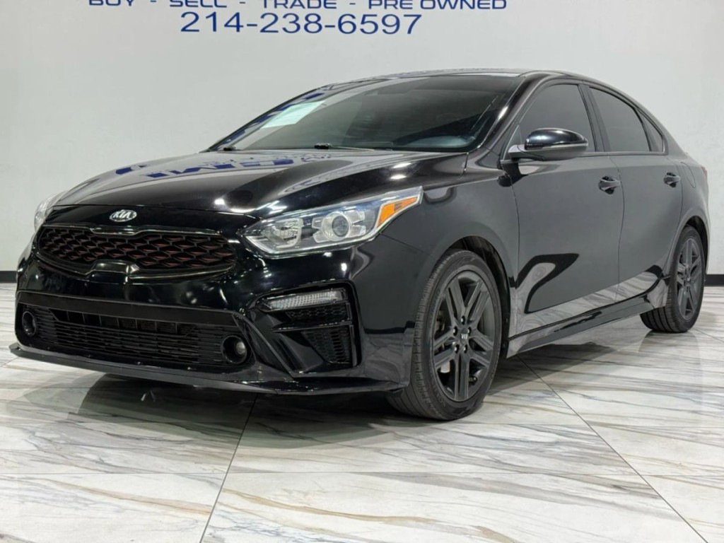 2021 Kia Forte Image 2