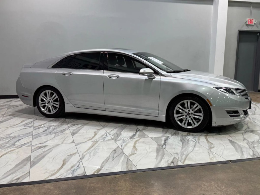 2016 Lincoln MKZ Image 5